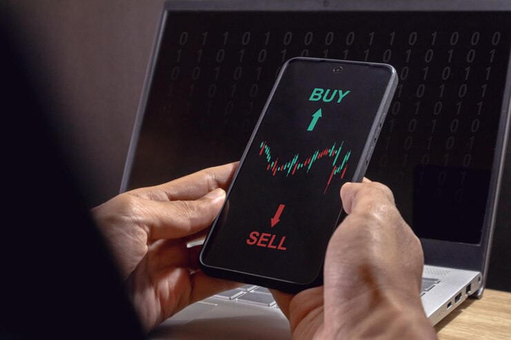 What is the average downtrend of daily price movement in Forex?